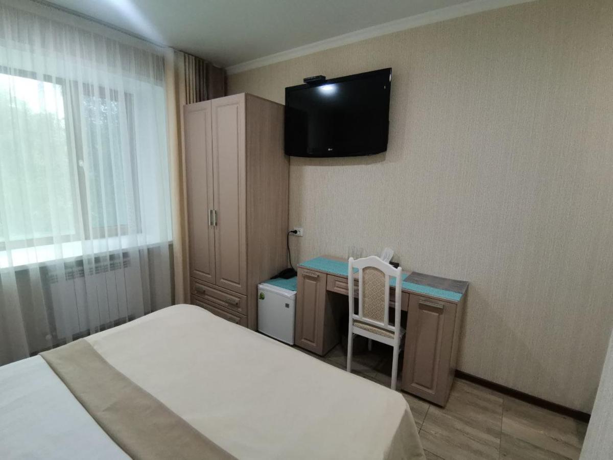 Altyn Adam Hotel Petropavlovsk Eksteriør bilde