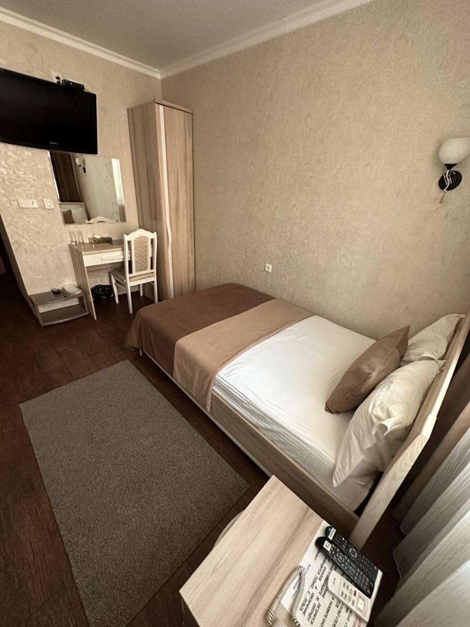 Altyn Adam Hotel Petropavlovsk Eksteriør bilde